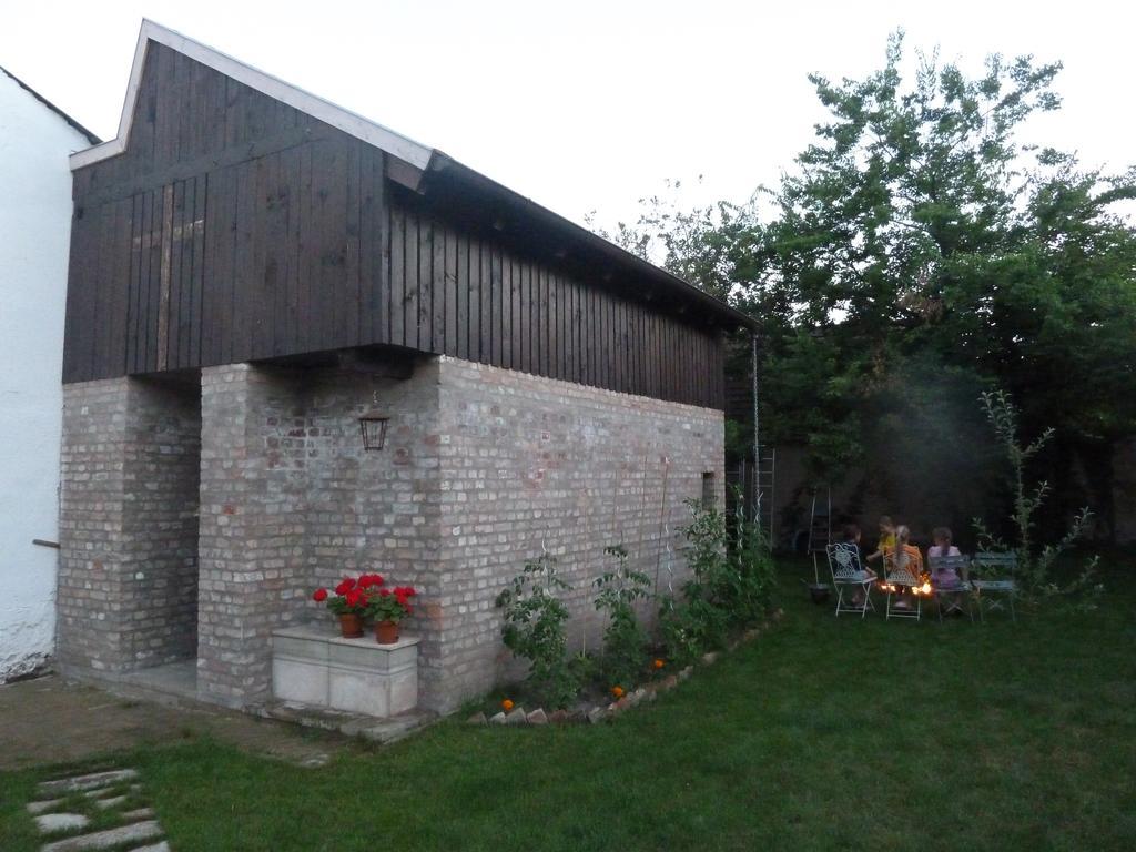 Kaboca Vendeghaz Lägenhet Vác Exteriör bild